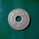 Hollow_copper_coin_1_Satang_(front)